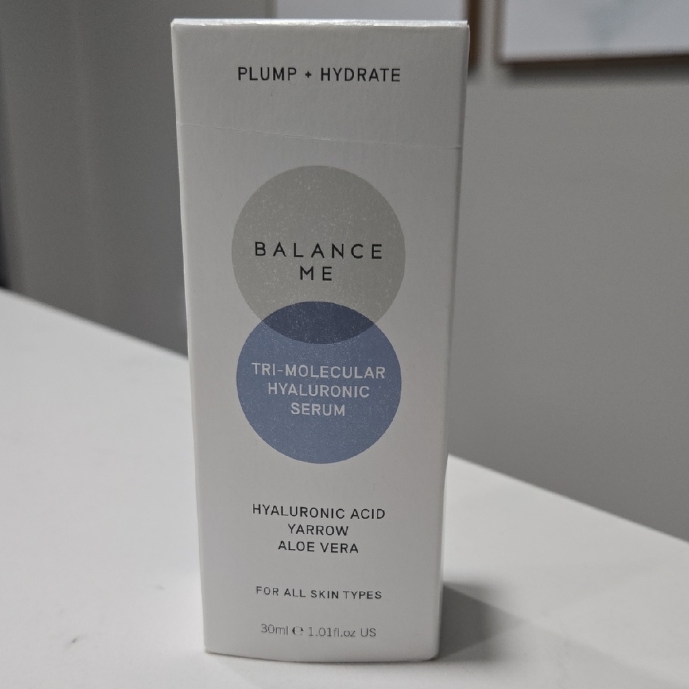 Tri-Molecular Hyaluronic Serum - White and Gray